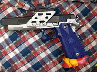 19.08.22レースGUN.jpg
