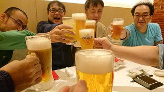19.11.10乾杯.jpg