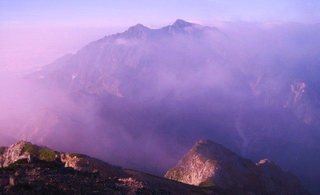 20.05.12五竜岳から鹿島槍.jpg